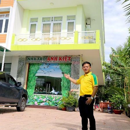 Motel Anh Kiet - Vuon QuóC Gia Tram Chim Bagian luar foto