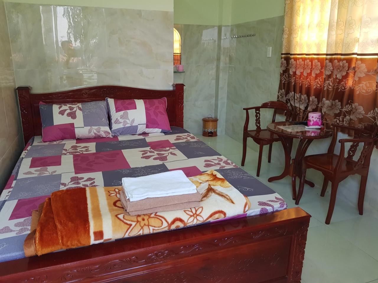 Motel Anh Kiet - Vuon QuóC Gia Tram Chim Bagian luar foto