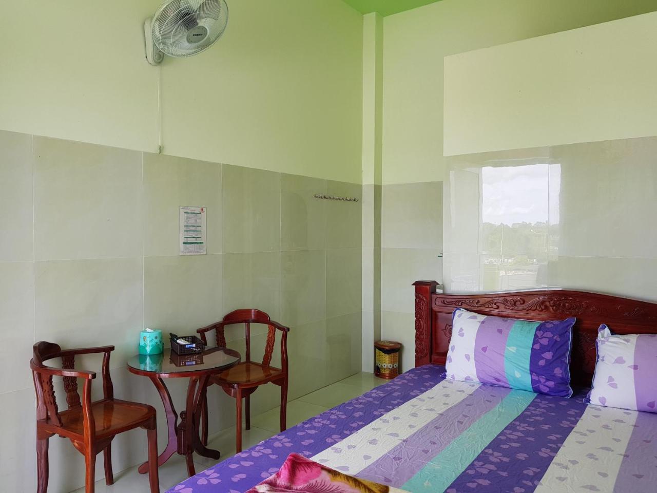 Motel Anh Kiet - Vuon QuóC Gia Tram Chim Bagian luar foto